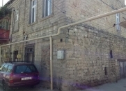 Satılır 2 otaqlı 49 m2 köhnə tikili Koroğlu m.