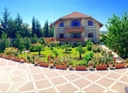 Satılır 14 otaqlı 750 m2 villa Quba