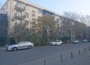Satılır 2 otaqlı 50 m2 köhnə tikili Elmlər Akademiyası m.