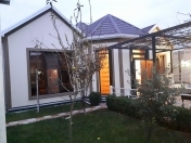 Satılır 4 otaqlı 160 m2 həyət evi Buzovna