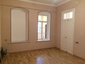 Satılır 3 otaqlı 62 m2 köhnə tikili Zabrat 1