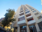 Satılır 3 otaqlı 130 m2 yeni tikili Musabəyov parkı