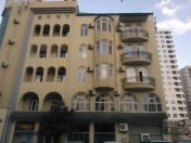 İcarəyə verilir 3 otaqlı 130 m2 ofis Elmlər Akademiyası m.