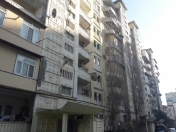 Satılır 3 otaqlı 100 m2 köhnə tikili İnşaatçılar m.