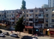 Satılır 1 otaqlı 33 m2 köhnə tikili Elmlər Akademiyası m.