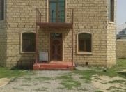 Satılır 4 otaqlı 4 m2 həyət evi Gəncə