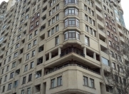 Satılır 3 otaqlı 150 m2 yeni tikili Azərbaycan Dillər Universiteti