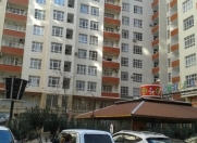 Satılır 3 otaqlı 130 m2 yeni tikili İnşaatçılar m.