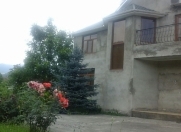 İcarəyə verilir 5 otaqlı 350 m2 həyət evi Quba