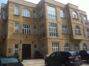 İcarəyə verilir 1 otaqlı 32 m2 ofis İçəri Şəhər m.