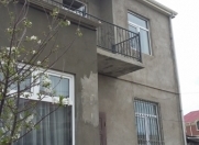 Satılır 5 otaqlı 3 m2 həyət evi Novxanı
