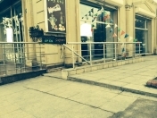 İcarəyə verilir 2 otaqlı 100 m2 obyekt 28 May m.