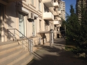 Satılır 3 otaqlı 60 m2 obyekt Nəsimi r.