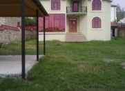 İcarəyə verilir 5 otaqlı 350 m2 bağ evi Qəbələ