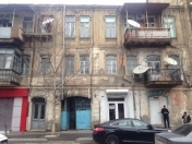 Satılır 2 otaqlı 56 m2 köhnə tikili 28 may