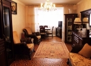 Satılır 4 otaqlı 100 m2 köhnə tikili İnşaatçılar m.