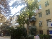 İcarəyə verilir 2 otaqlı 80 m2 köhnə tikili İnşaatçılar m.