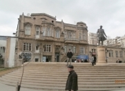 Satılır 3 otaqlı 100 m2 köhnə tikili Qış parkı