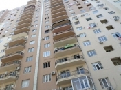 Satılır 3 otaqlı 82 m2 yeni tikili Yasamal r.
