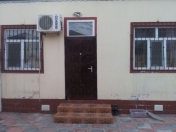 Satılır 3 otaqlı 120 m2 həyət evi Dəmirçi Plaza