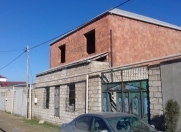 Satılır 7 otaqlı 180 m2 həyət evi Y.Ramana