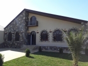 Satılır 4 otaqlı 165 m2 bağ evi Mərdəkan