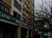 Satılır 4 otaqlı 110 m2 köhnə tikili 8 mkr