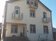 Satılır 8 otaqlı 240 m2 bağ evi Qala