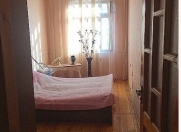 Satılır 3 otaqlı 55 m2 köhnə tikili 3 mkr