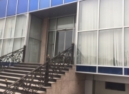 İcarəyə verilir 3 otaqlı 530 m2 obyekt Xətai r.