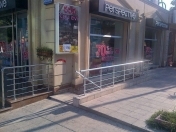 İcarəyə verilir 3 otaqlı 80 m2 obyekt 28 May m.