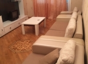 İcarəyə verilir 2 otaqlı 90 m2 köhnə tikili 3 mkr