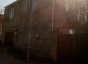 Satılır 4 otaqlı 200 m2 həyət evi Qaraçuxur