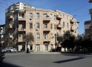 Satılır 2 otaqlı 70 m2 köhnə tikili Koala parkı