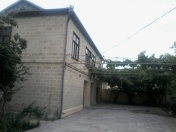 Satılır 9 otaqlı 252 m2 həyət evi Şirvan
