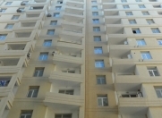Satılır 3 otaqlı 103 m2 yeni tikili İnşaatçılar m.