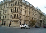 Satılır 3 otaqlı 80 m2 köhnə tikili Dostluq kinoteatrı