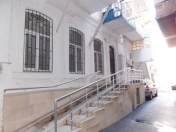 İcarəyə verilir 4 otaqlı 80 m2 ofis İçəri Şəhər m.