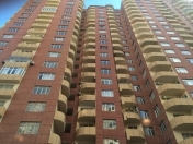 Satılır 3 otaqlı 160 m2 yeni tikili İnşaatçılar m.