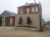 Satılır 4 otaqlı 200 m2 həyət evi Badamdar