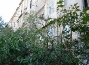 Satılır 1 otaqlı 32 m2 köhnə tikili Xalqlar Dostluğu m.