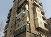 Satılır 3 otaqlı 75 m2 köhnə tikili Buzovna