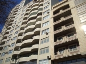 Satılır 4 otaqlı 201 m2 yeni tikili Gənclik m.