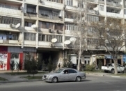 Satılır 4 otaqlı 100 m2 köhnə tikili Səməd Vurğun parkı