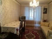 Satılır 3 otaqlı 60 m2 köhnə tikili Gəncə