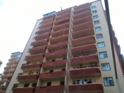 Satılır 2 otaqlı 96 m2 yeni tikili İnşaatçılar m.