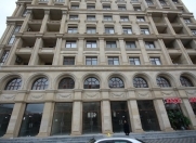 Satılır 1 otaqlı 92 m2 obyekt Nəriman Nərimanov m.