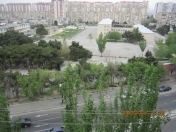 Satılır 1 otaqlı 28 m2 köhnə tikili Ukrayna dairəsi