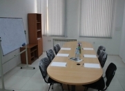 İcarəyə verilir 2 otaqlı 220 m2 ofis 7 mkr