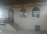 Satılır 3 otaqlı 100 m2 həyət evi Binə